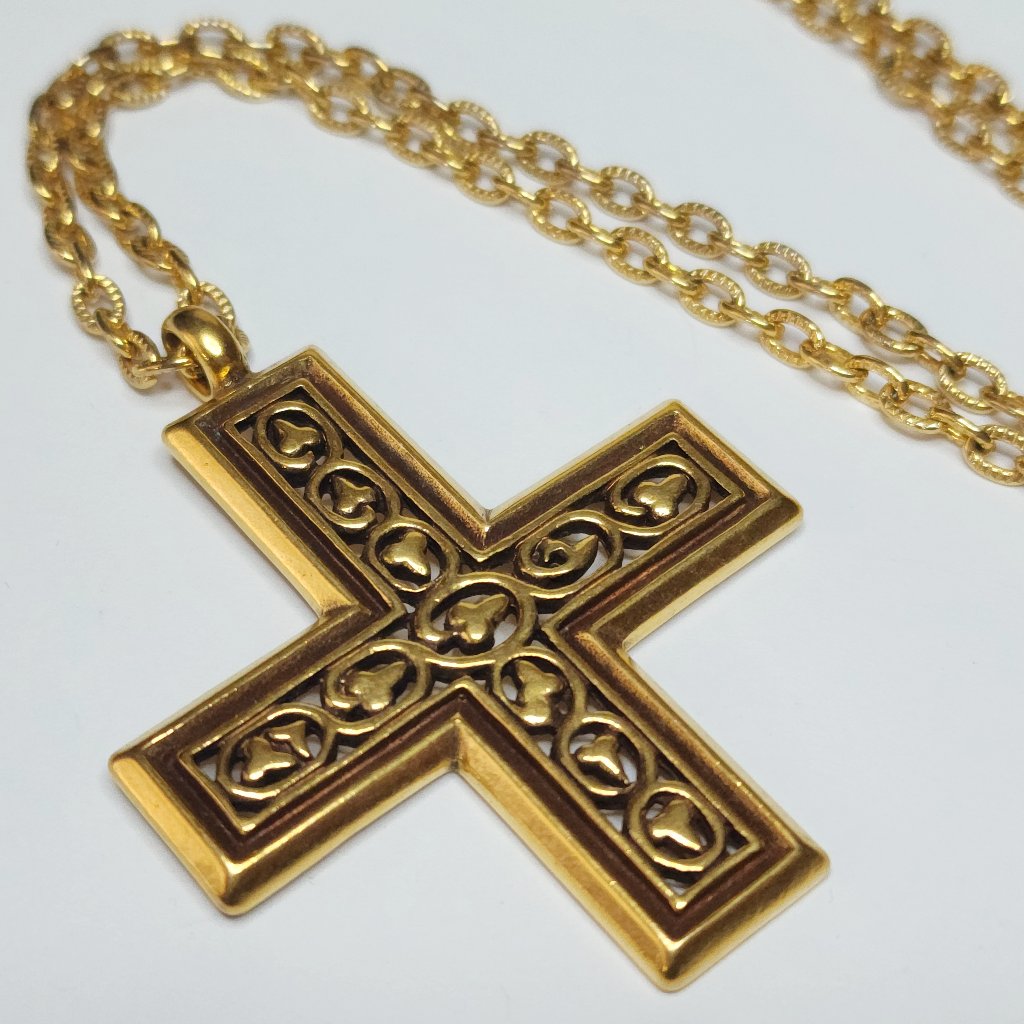 Vintage Mma Metropolitan Museum Of Art Cross Pendant Necklace Gold Tone Chain